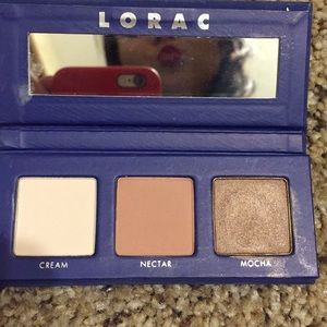 SOLD!! Past free gift with purchase